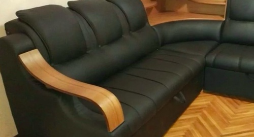 Перетяжка кожаного дивана. Марчуги